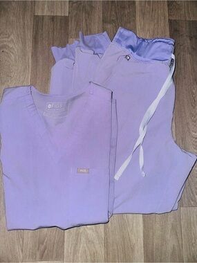 🪻💜FIGS Lilac 💜🪻